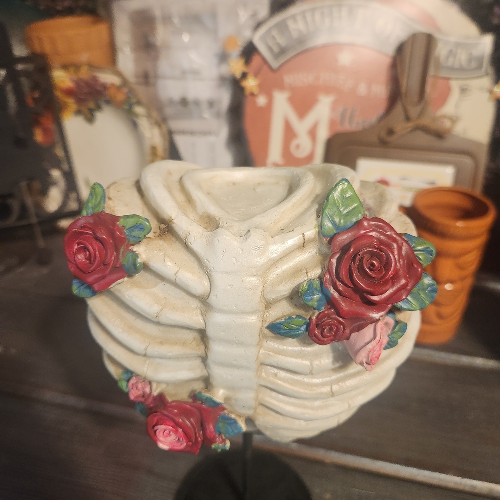 Decorative Ribcage Sculpture with Roses - Picture 2 of 2
